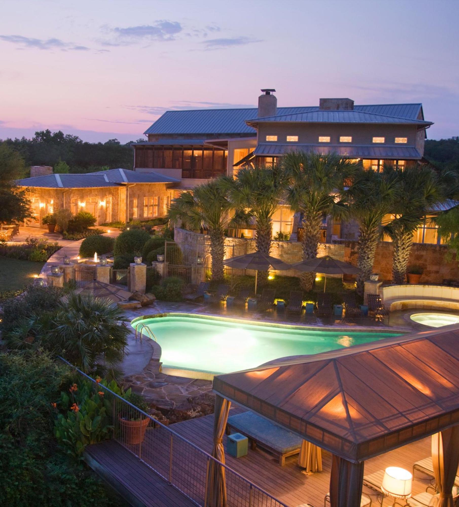 Lake Austin Spa Resort Exterior photo